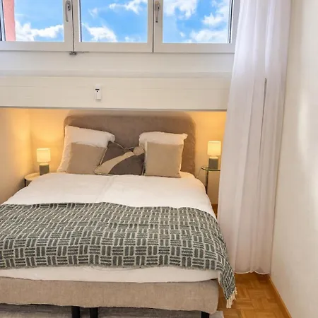 Stylish 1br Overlooking - Tilia 52