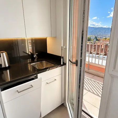 Stylish 1br Overlooking - Tilia 52 Apartamento